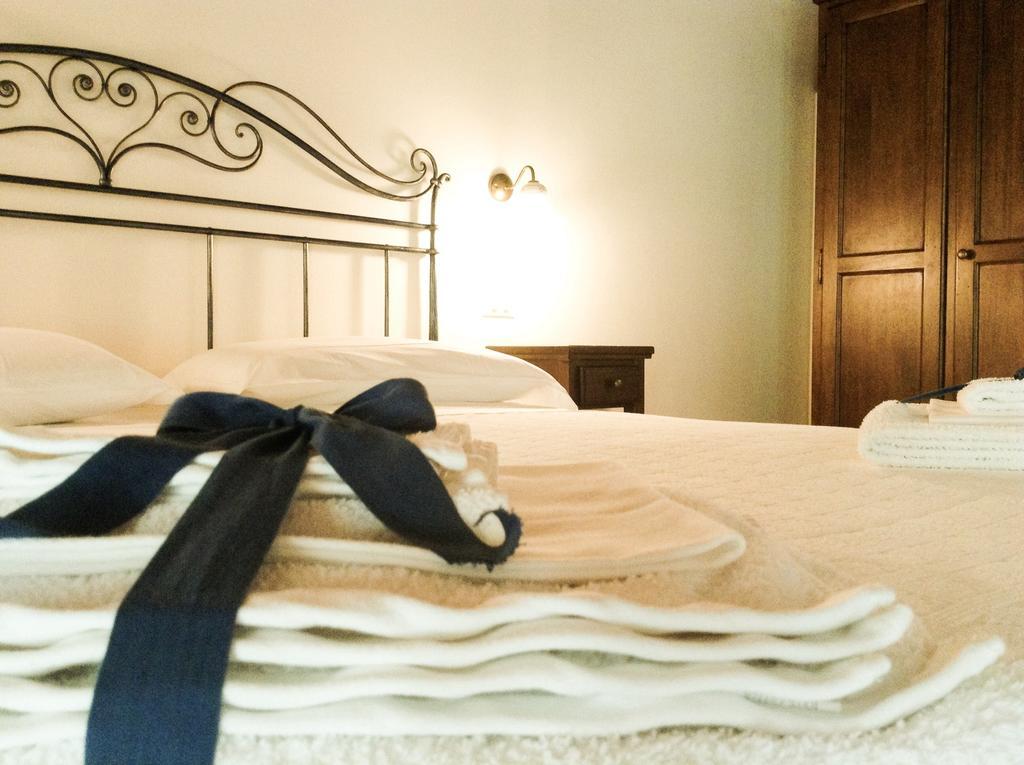 Agriturismo Anna Caterina Hotel Castelnuovo del Garda Szoba fotó